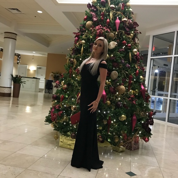 Meet your Posher, Sasha - Picture 4 of 5